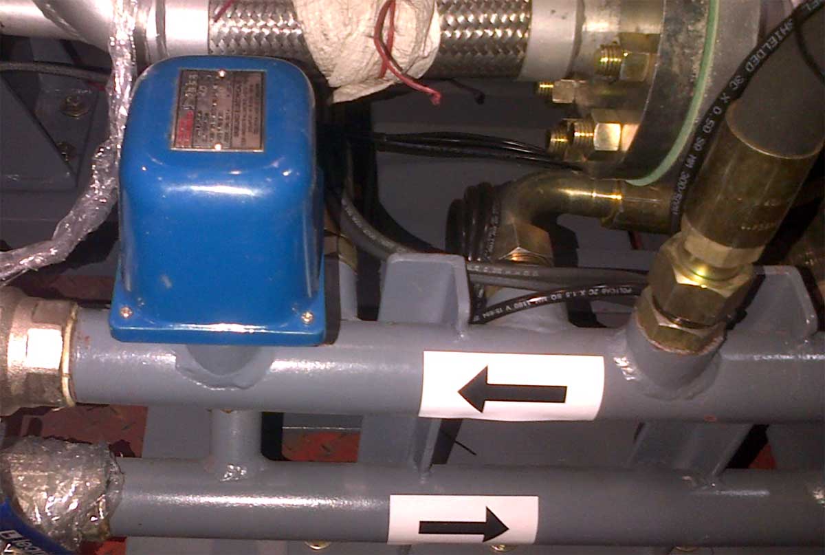 Lubricating Oil Flow Switches